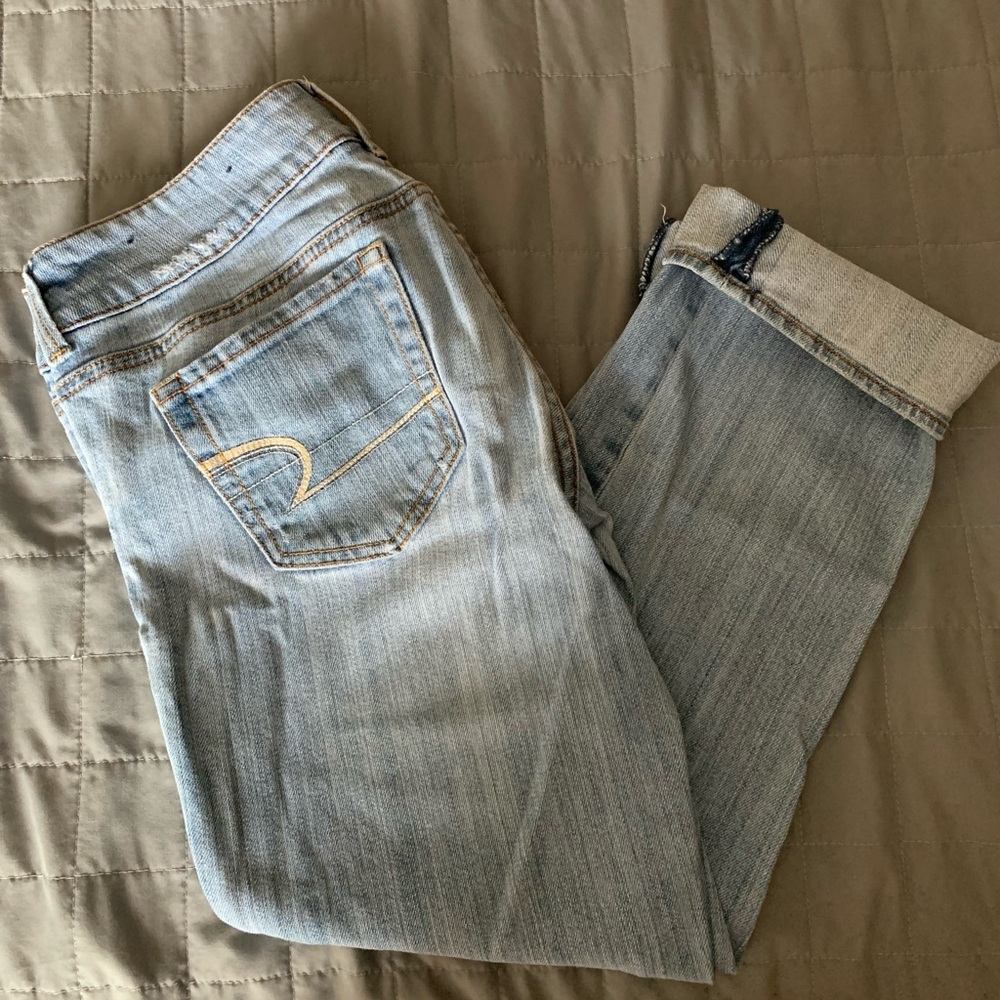 American Eagle cropped jeans